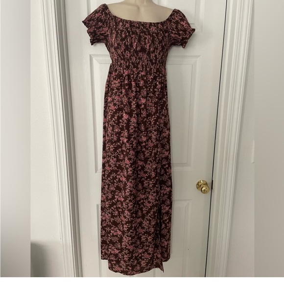 Off Shoulder Burgundy Floral Smocked Dress Two Front Slits - Picture 3 of 4